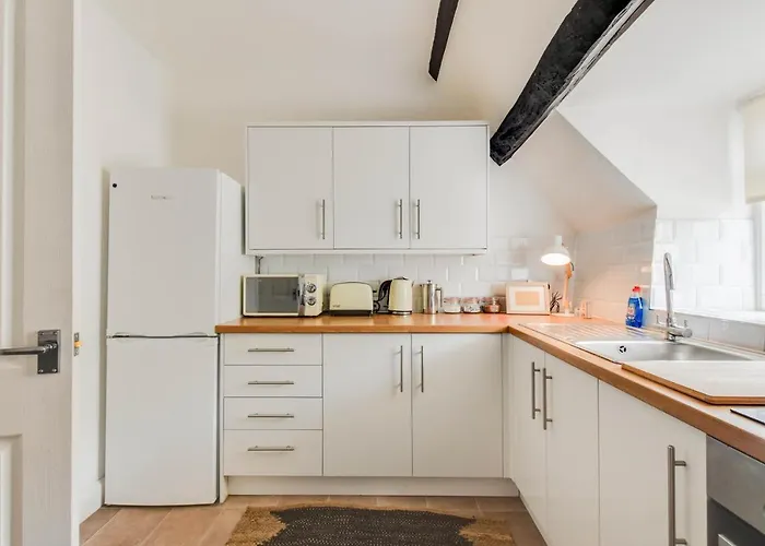 The Nook, Newly Available Relaxed 2 Bed, Cotswolds