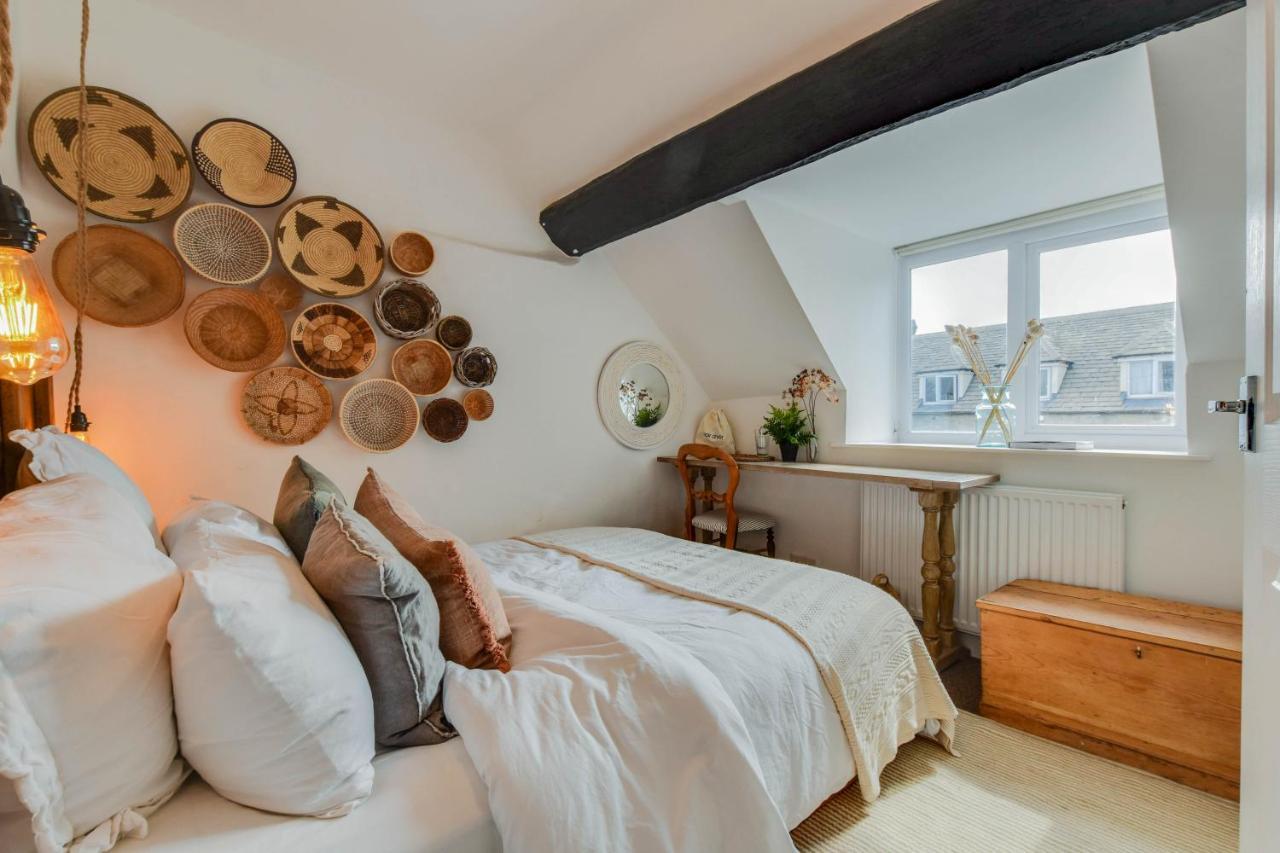 The Nook, Newly Available Relaxed 2 Bed, Cotswolds *